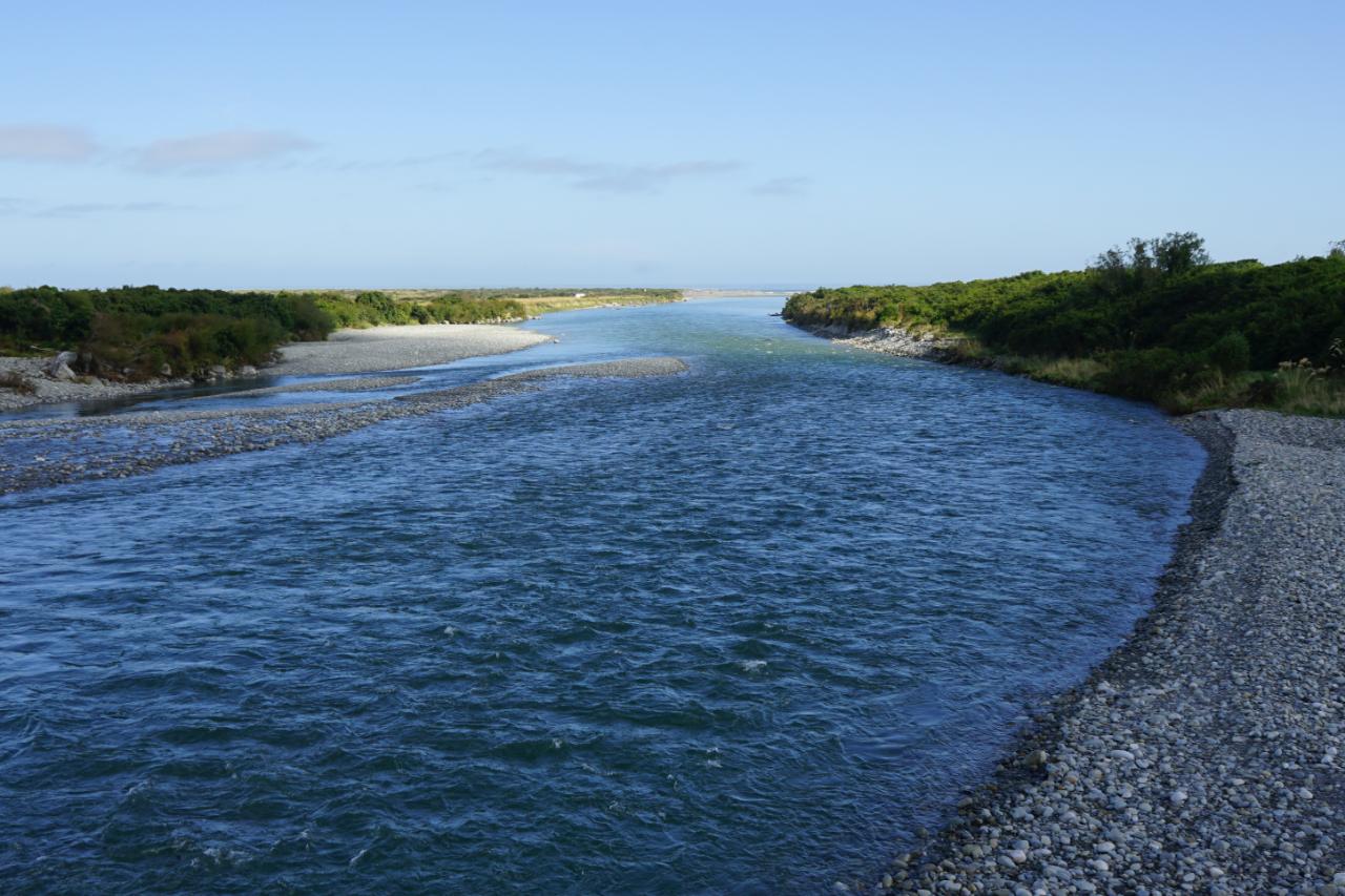 Auf der Suche nach Pounamu am Arahura River